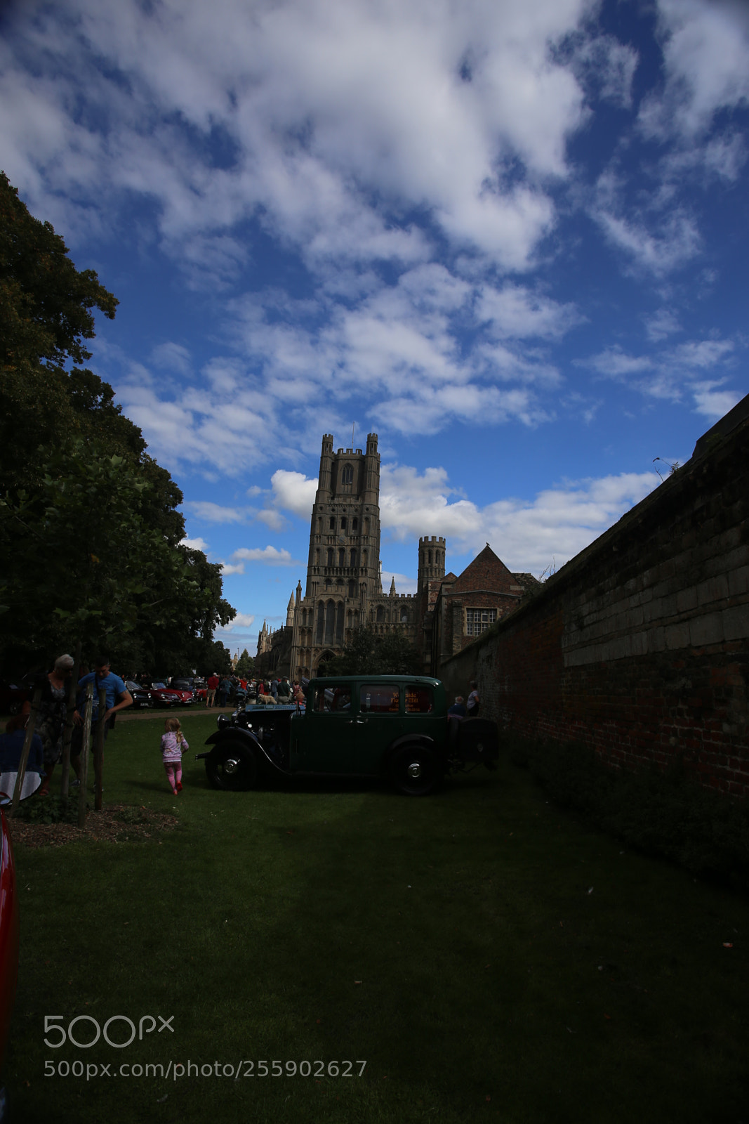 Canon EOS 6D + Canon EF 17-40mm F4L USM sample photo. Cambridge classic car club photography