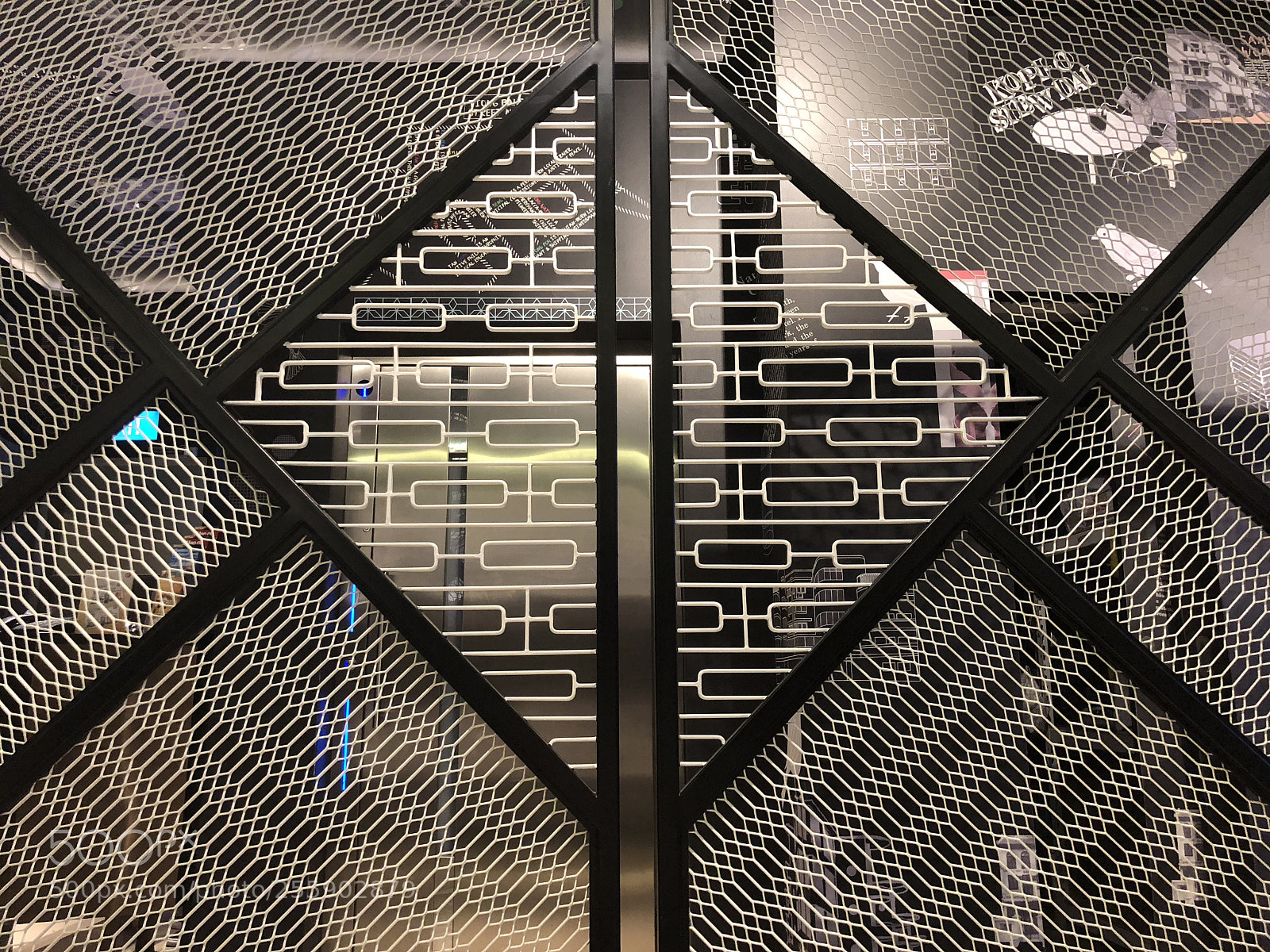 Apple iPhone 8 sample photo. Pattern photography