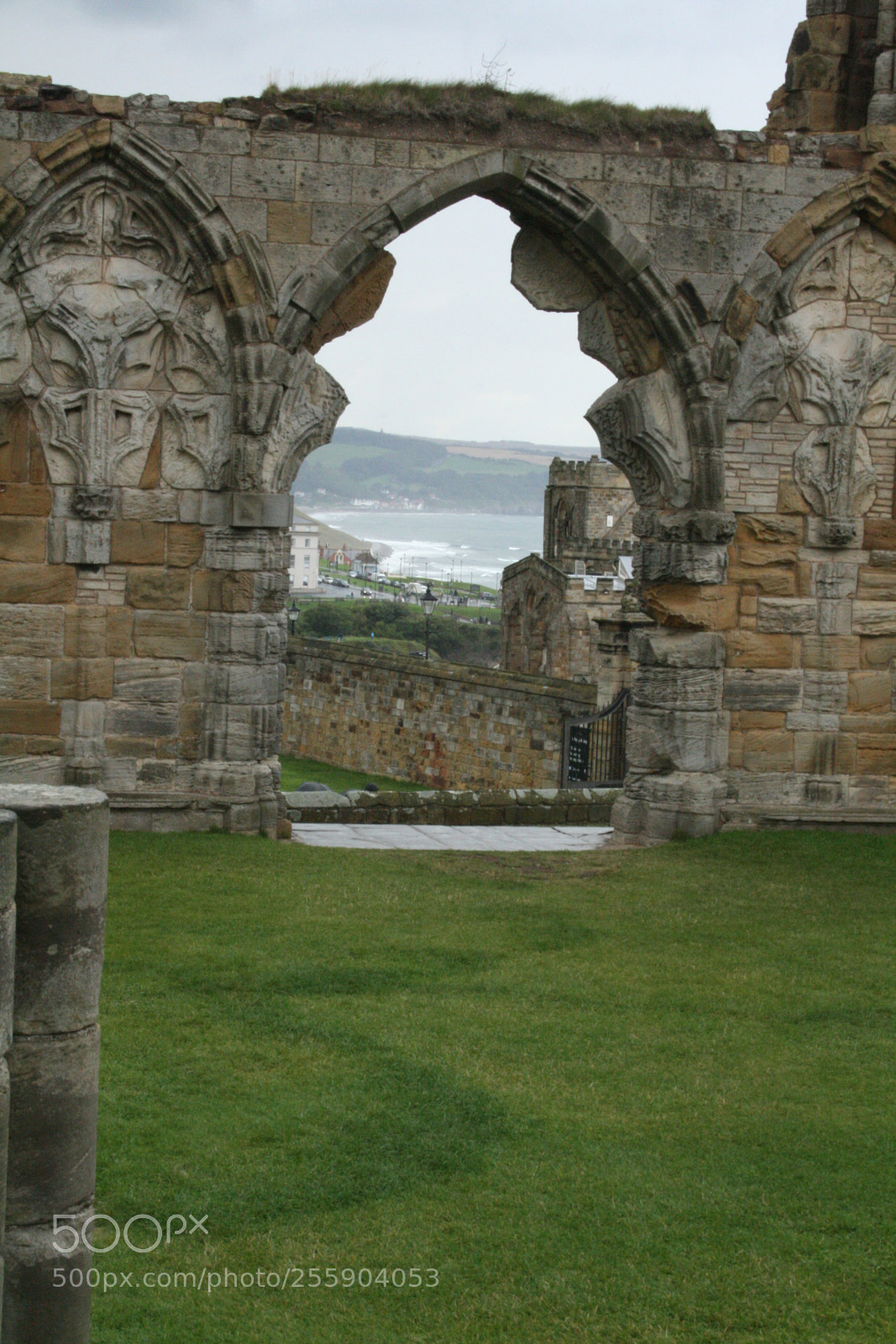 Canon EF-S 18-55mm F3.5-5.6 II sample photo. Whitby abbey photography