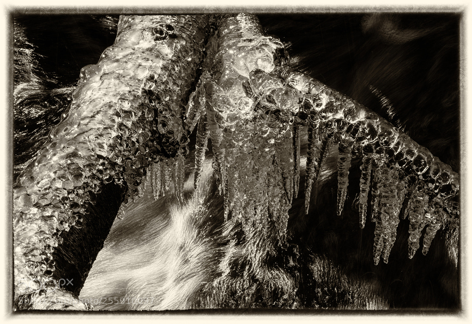 Canon EOS 80D sample photo. Icicle project 3 photography