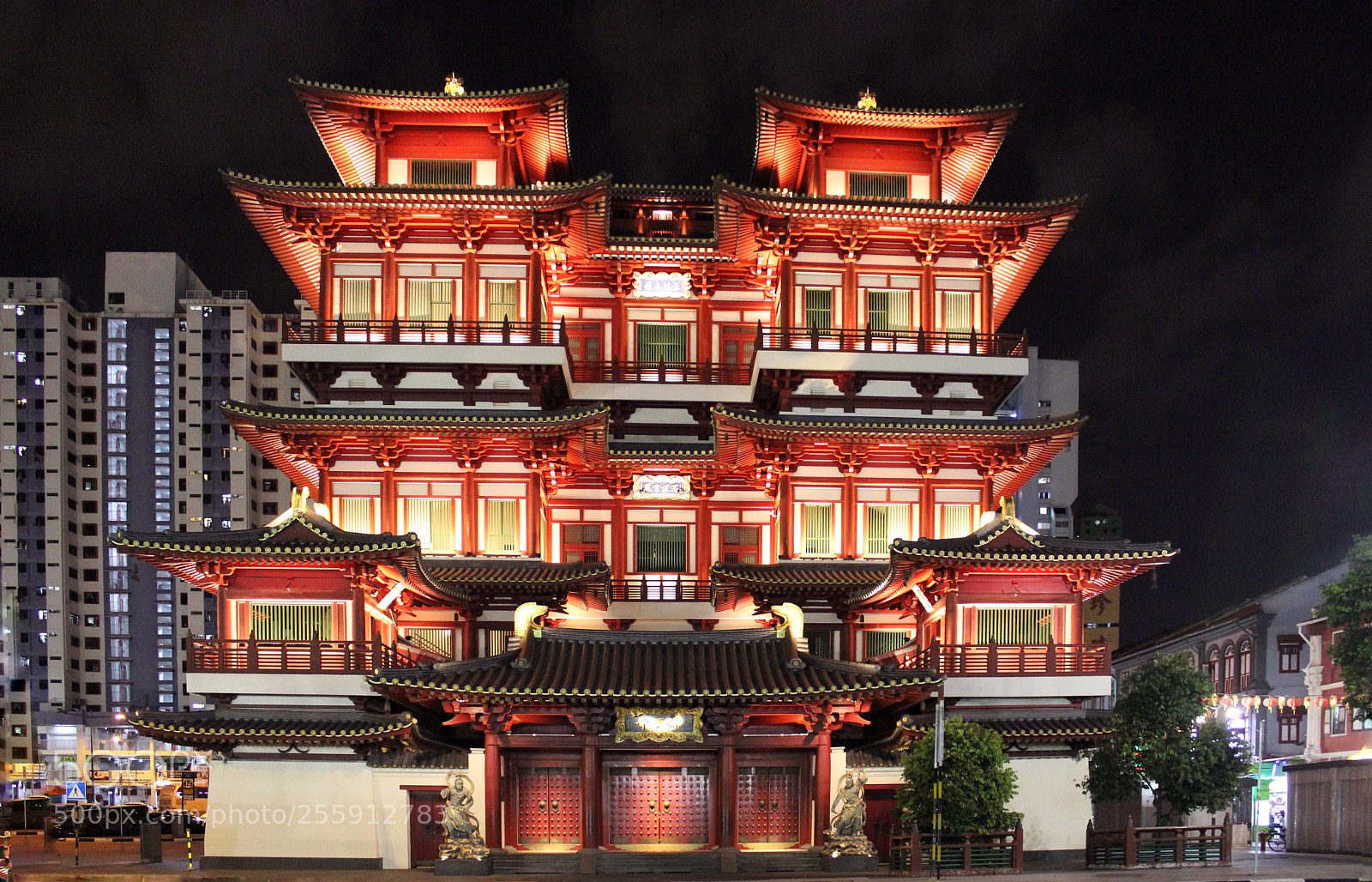 Canon EOS 600D (Rebel EOS T3i / EOS Kiss X5) sample photo. Buddha tooth relic temple photography