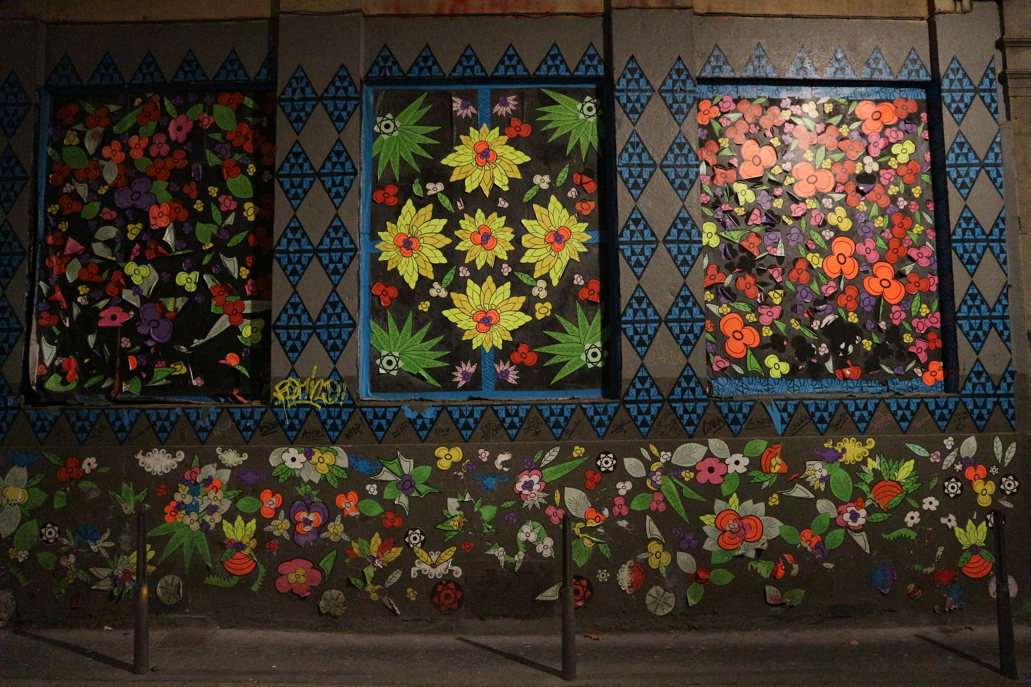 Canon EOS M10 sample photo. Street art photography