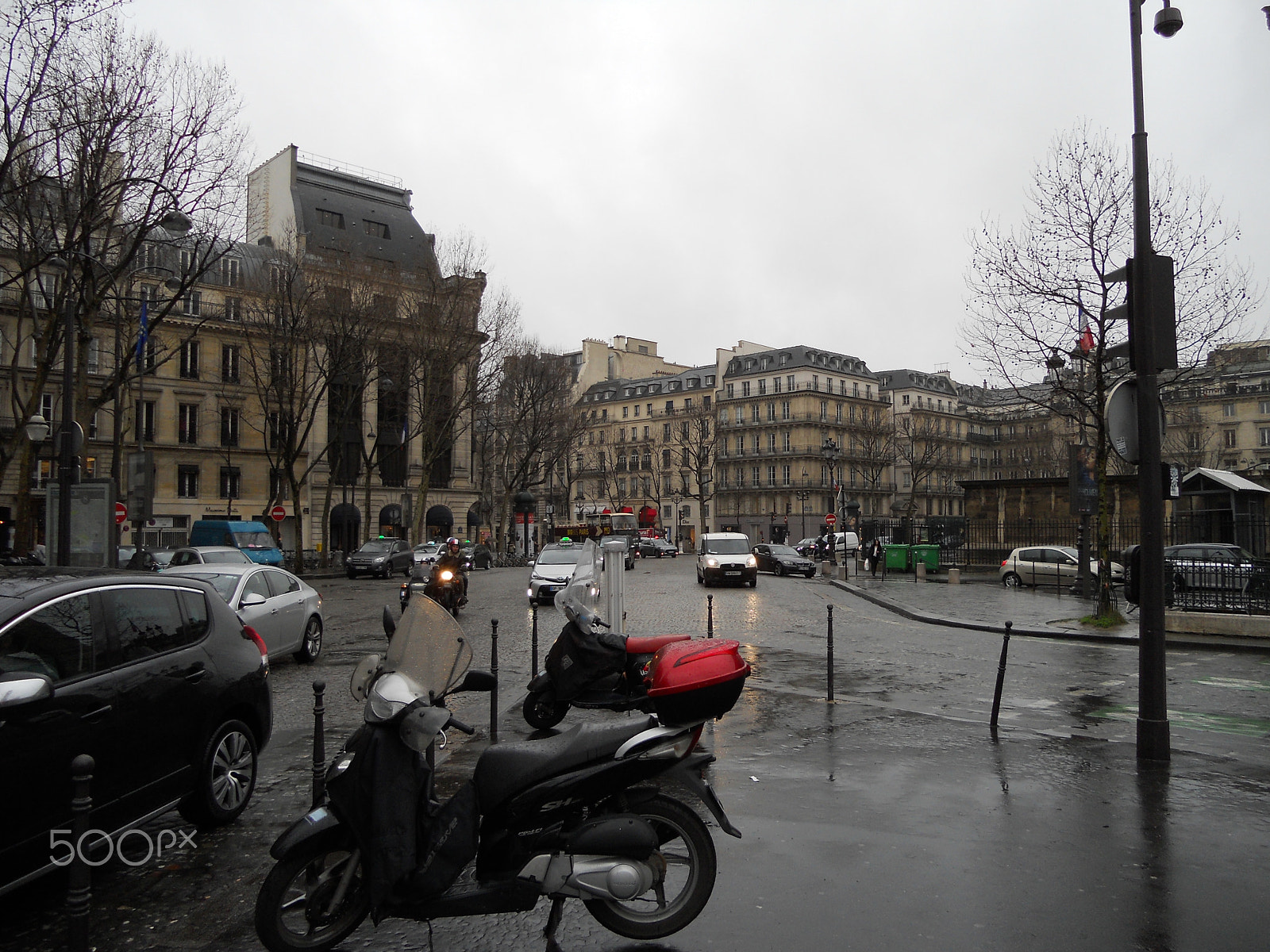 Nikon COOLPIX S2500 sample photo. Trip to paris, france, february 2016 photography
