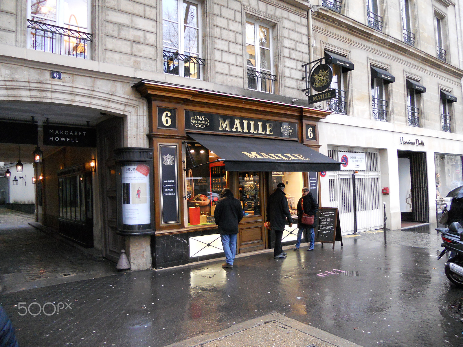 Nikon COOLPIX S2500 sample photo. Trip to paris, france, february 2016 photography