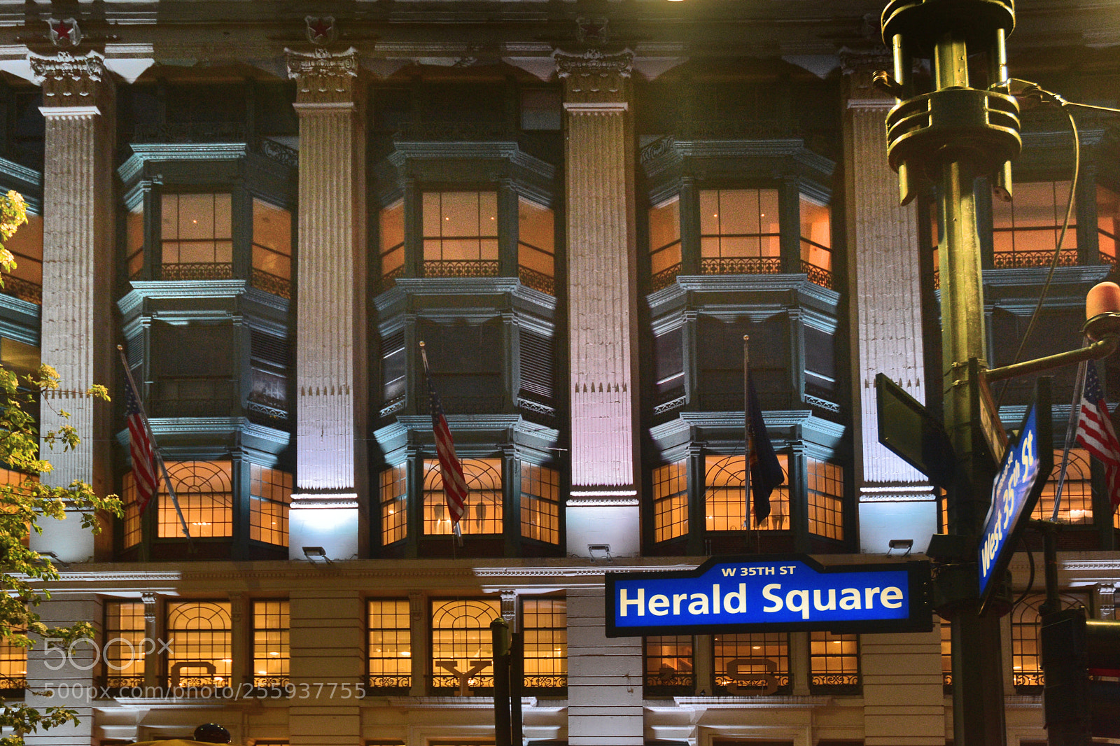 Nikon D3400 sample photo. Herald square & th photography
