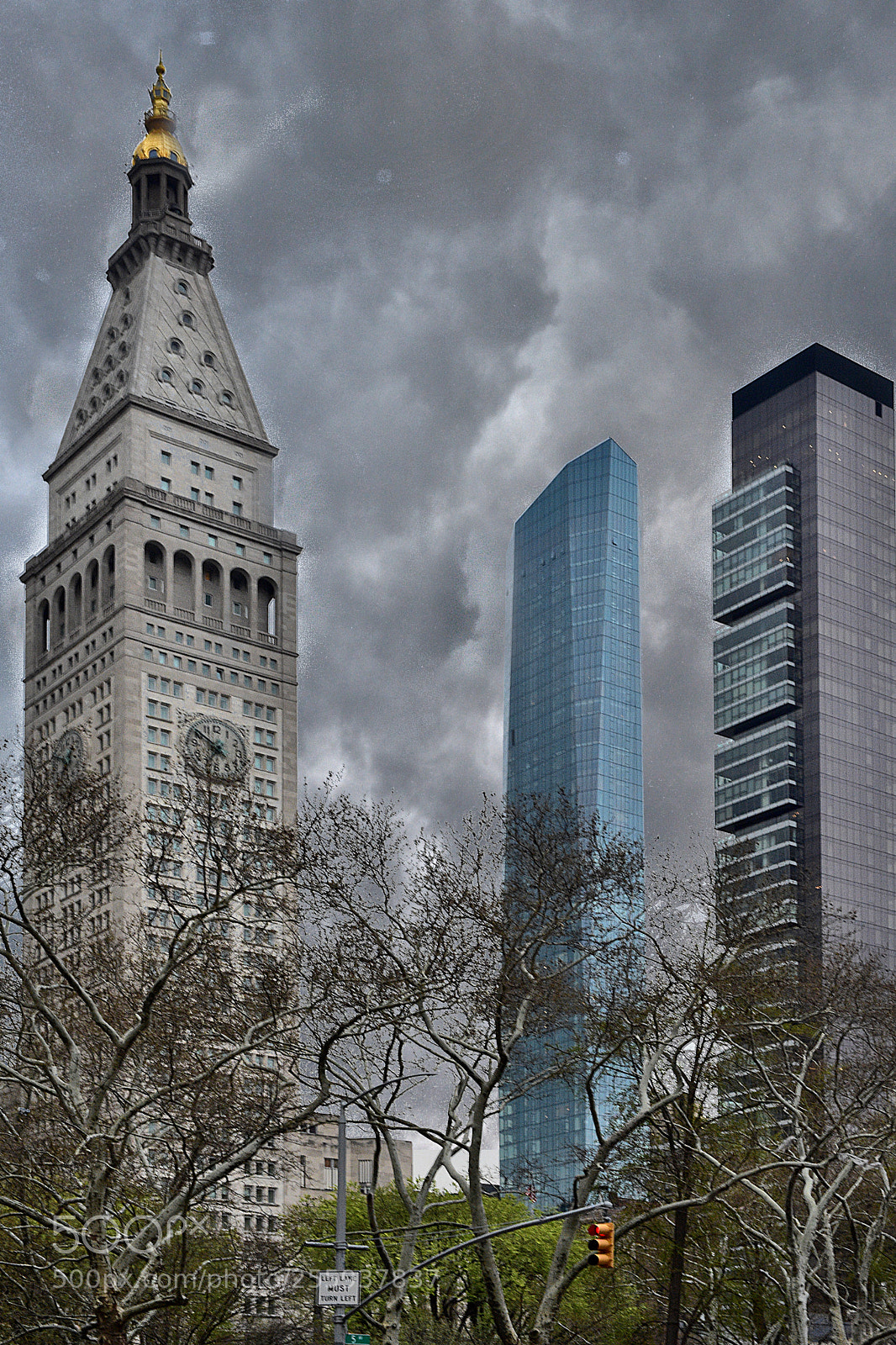 Nikon D3400 sample photo. Met life buildings photography