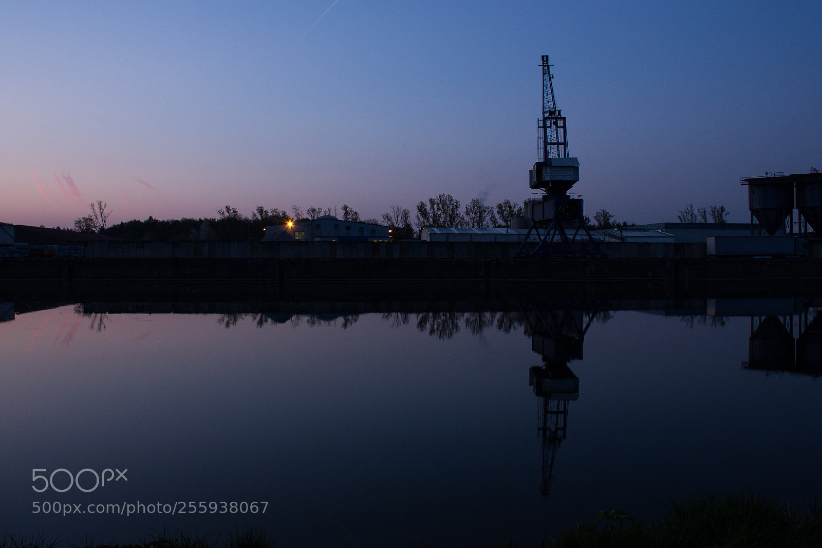 Canon EOS 650D (EOS Rebel T4i / EOS Kiss X6i) sample photo. Crane at the main-danube photography
