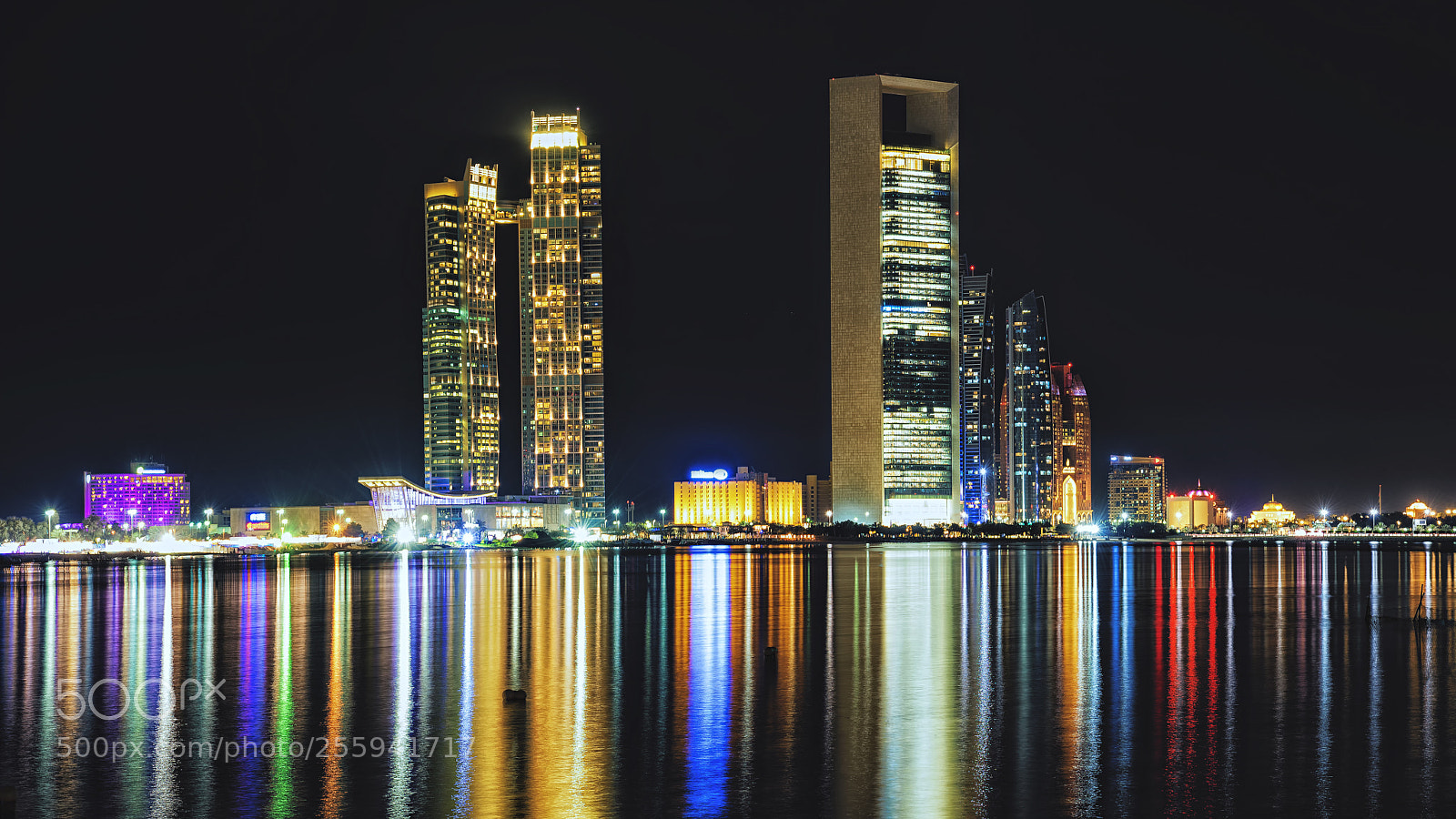 Nikon D810 sample photo. Abu dhabi corniche photography