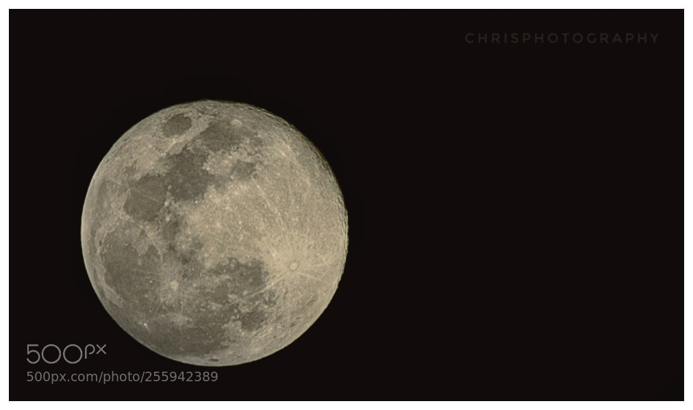 Canon EOS 6D sample photo. The moon photography
