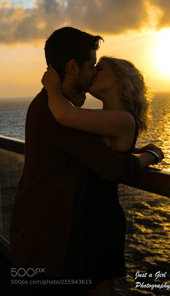 Canon EOS 80D sample photo. Sunset kisses photography