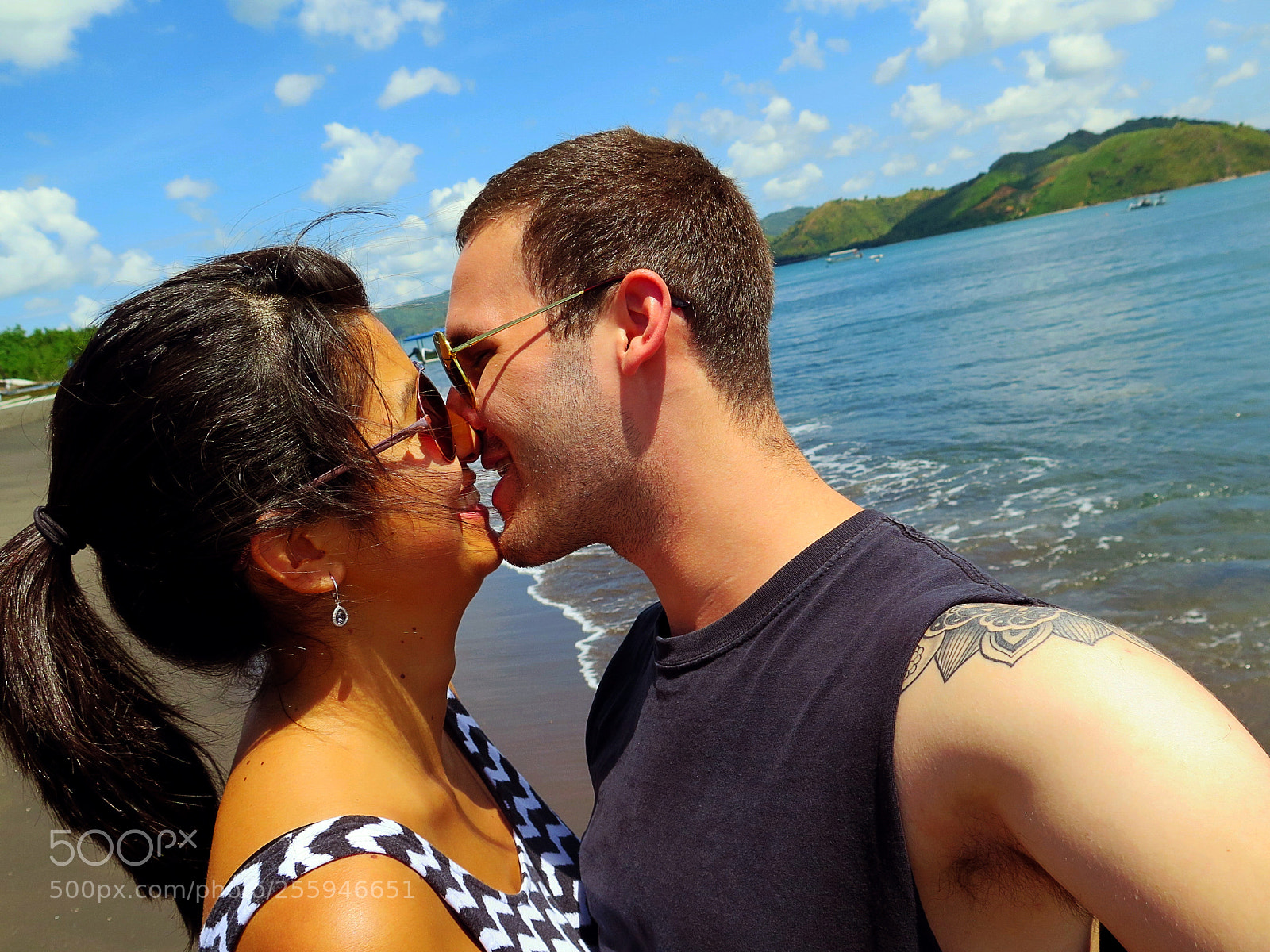 Canon PowerShot G16 sample photo. Happy couple photography