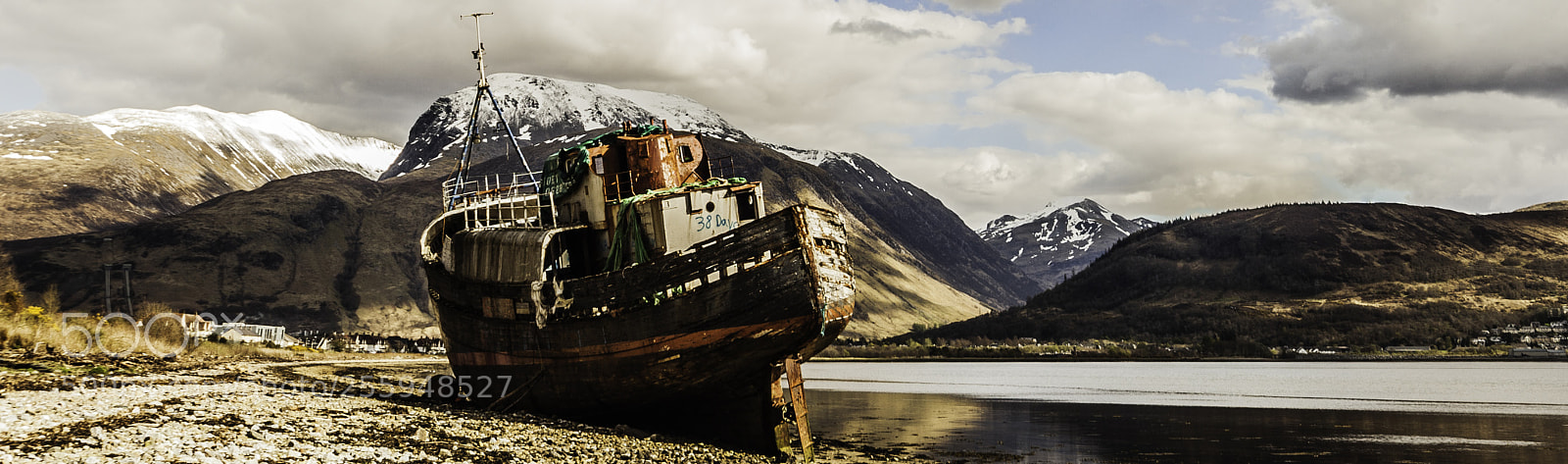 Canon EOS 5D Mark II sample photo. The corpach wreck photography