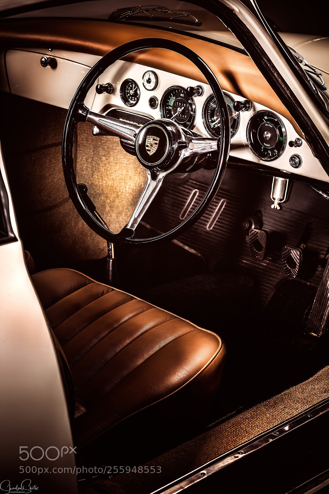 Canon EOS 5DS R sample photo. “the classic interior” ©2018 photography