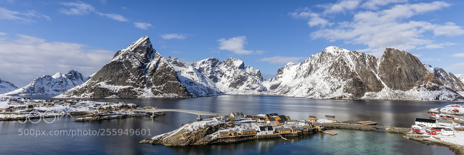 Canon EOS 5D Mark IV sample photo. Welcome to lofoten photography