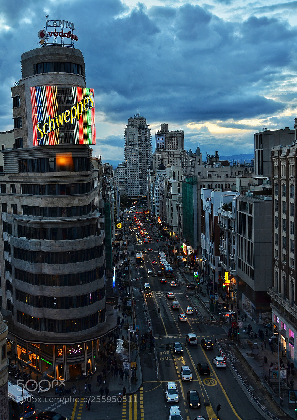Nikon D5100 sample photo. Schweppes photography