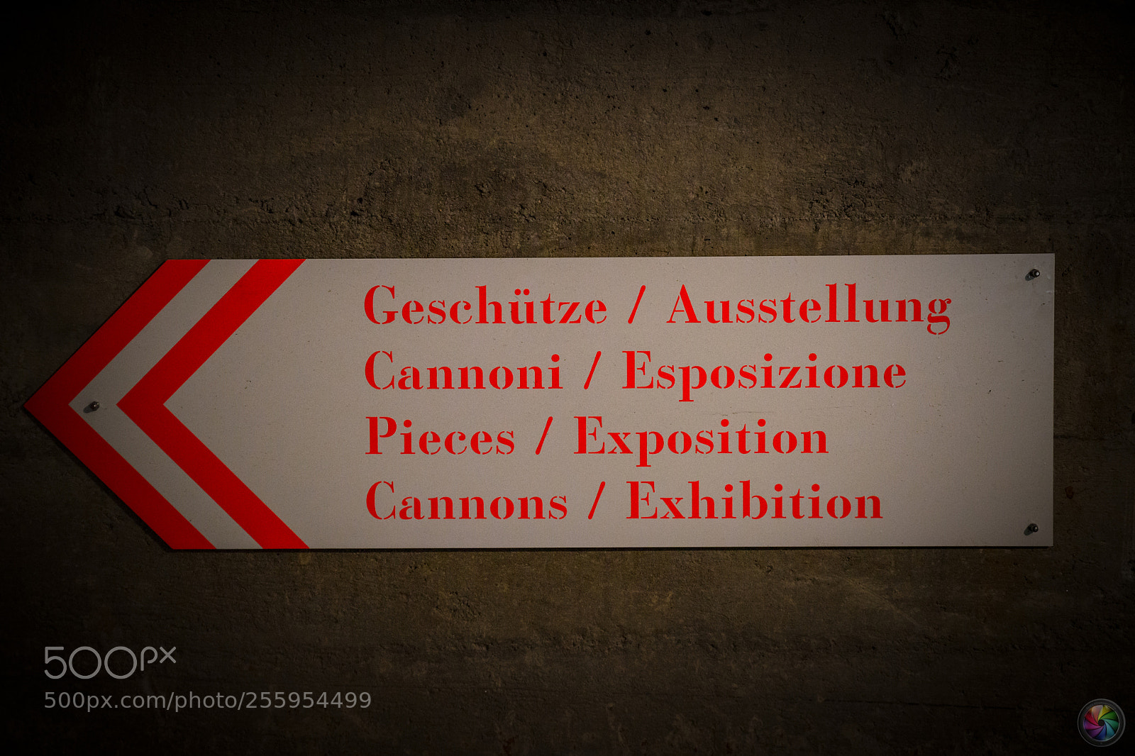 Sony SLT-A99V sample photo. Geschuetze / ausstellung photography
