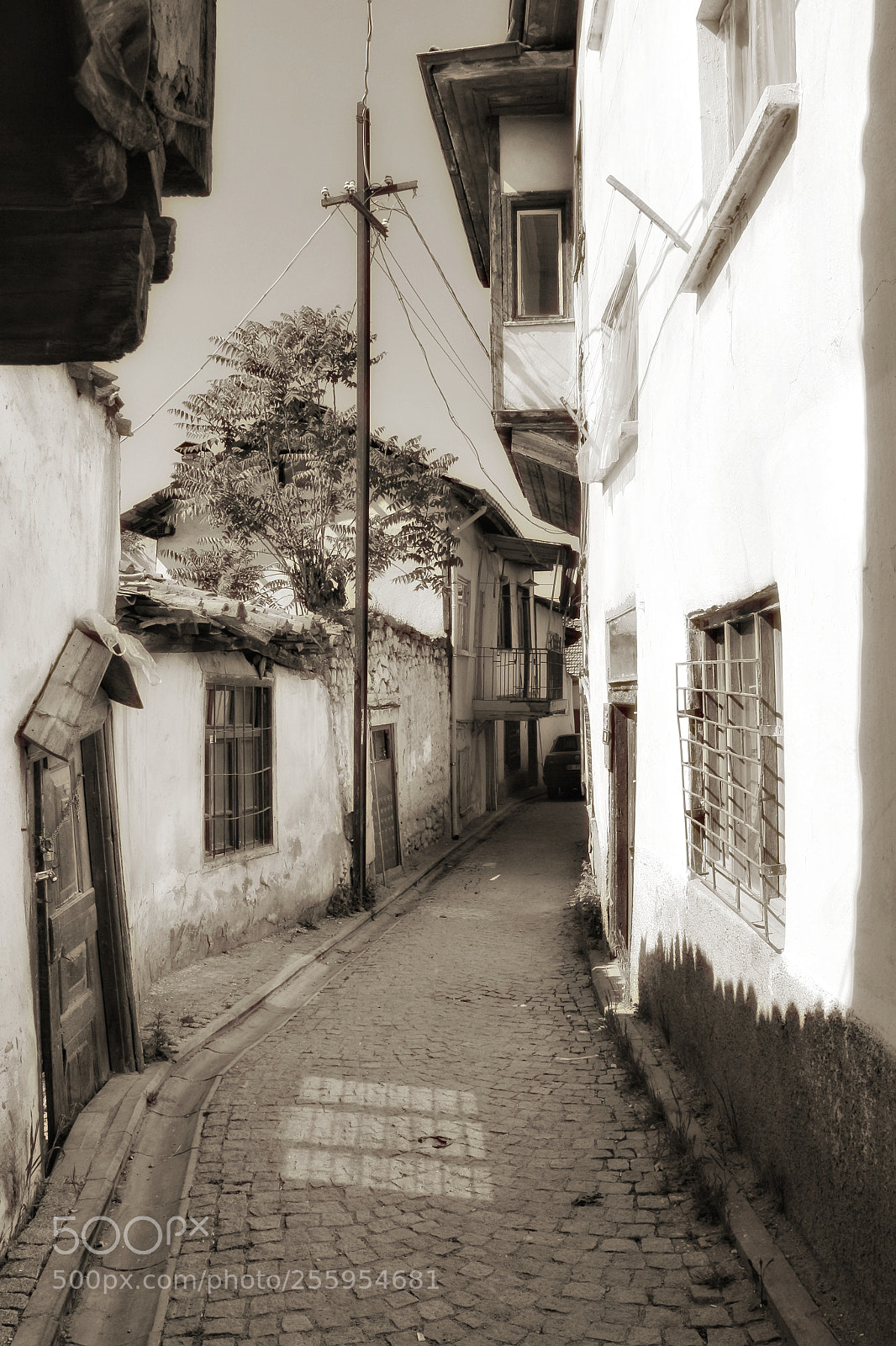 Canon EOS 700D (EOS Rebel T5i / EOS Kiss X7i) sample photo. Our street photography