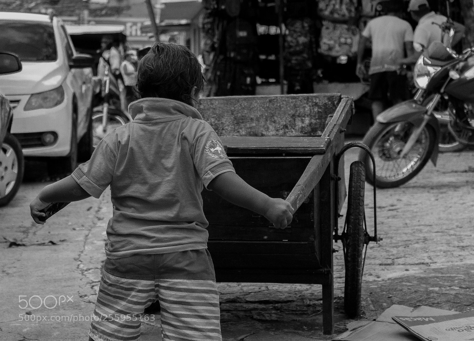 Canon EOS 1200D (EOS Rebel T5 / EOS Kiss X70 / EOS Hi) sample photo. Feira livre photography