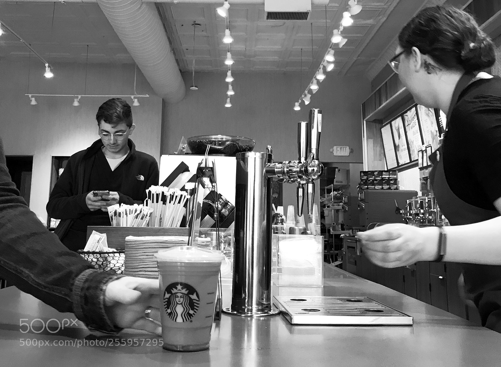 Apple iPhone 7 Plus sample photo. Starbucks doing business photography