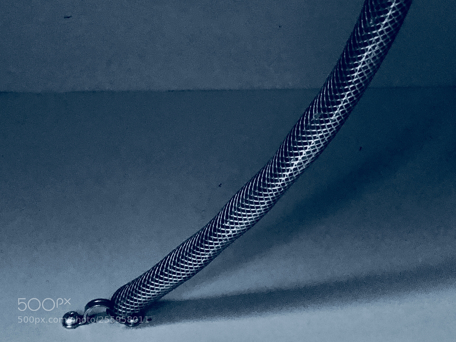 Apple iPhone 8 Plus sample photo. Line
 photography