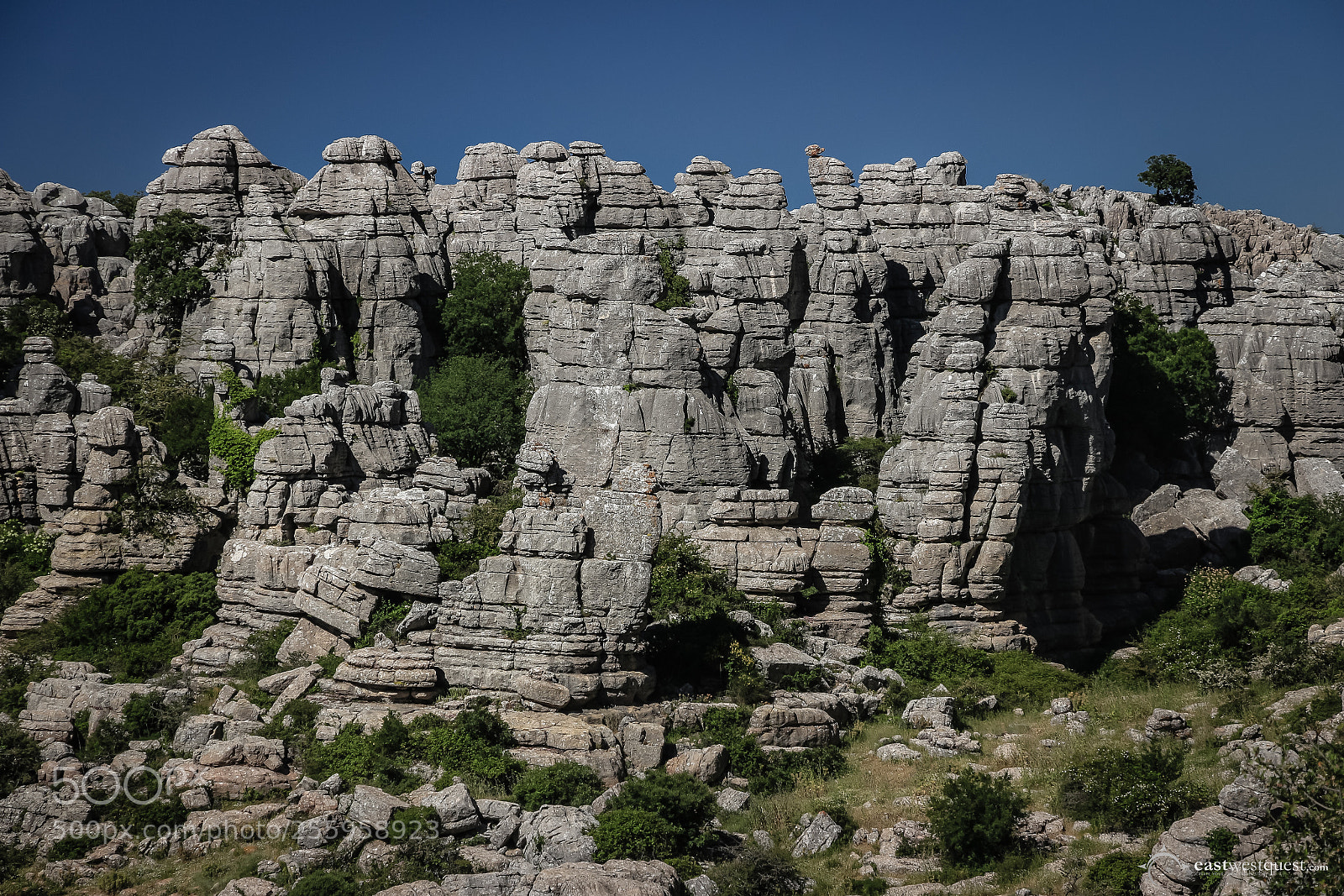 Canon EOS 700D (EOS Rebel T5i / EOS Kiss X7i) sample photo. El torcal photography