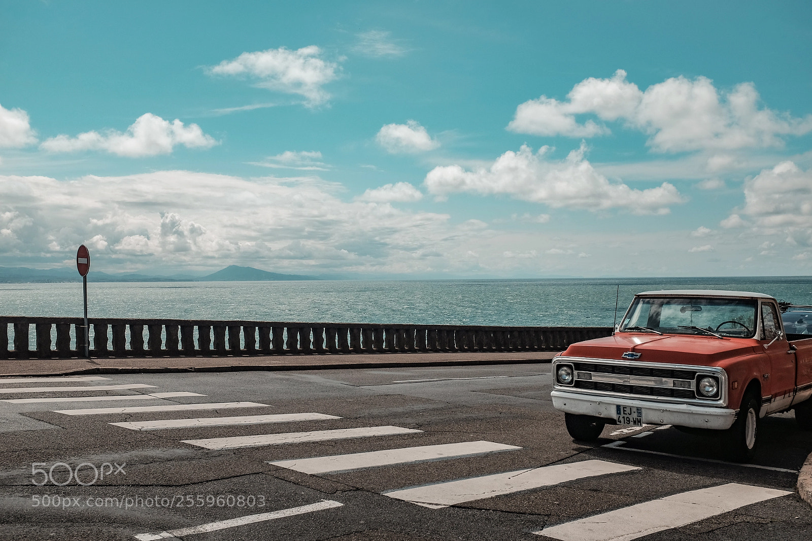Fujifilm X100T sample photo. Biaritz red chevrolet pickup photography