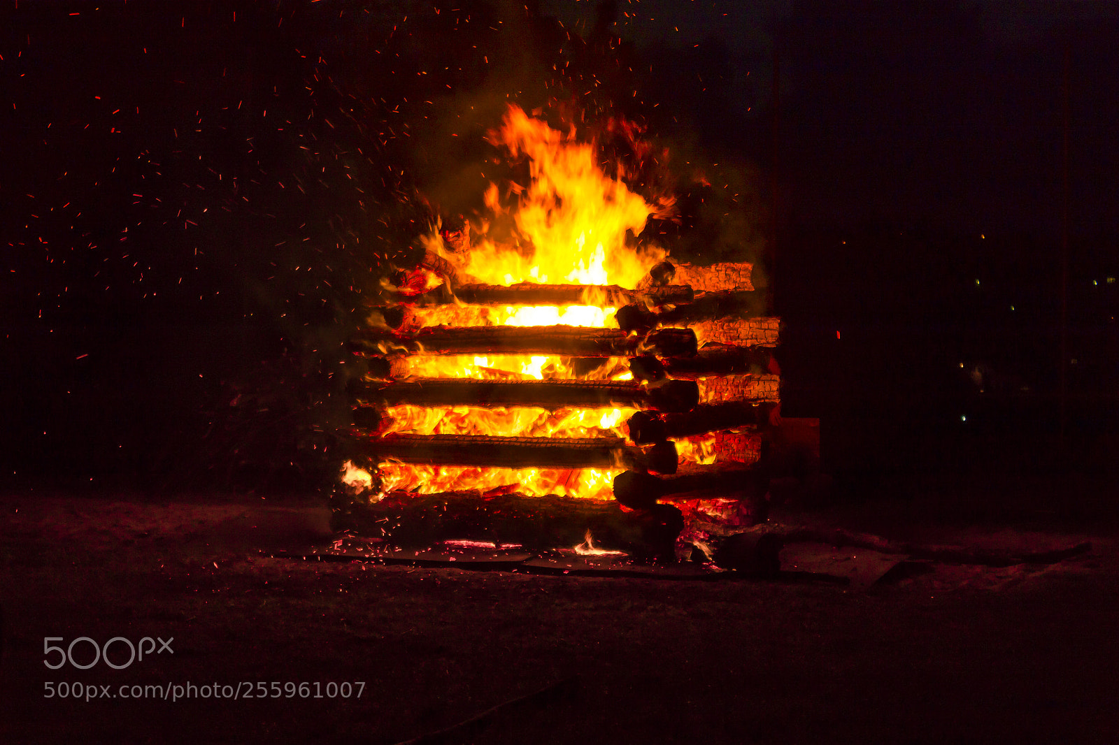 Canon EOS 1100D (EOS Rebel T3 / EOS Kiss X50) sample photo. Bonfire photography