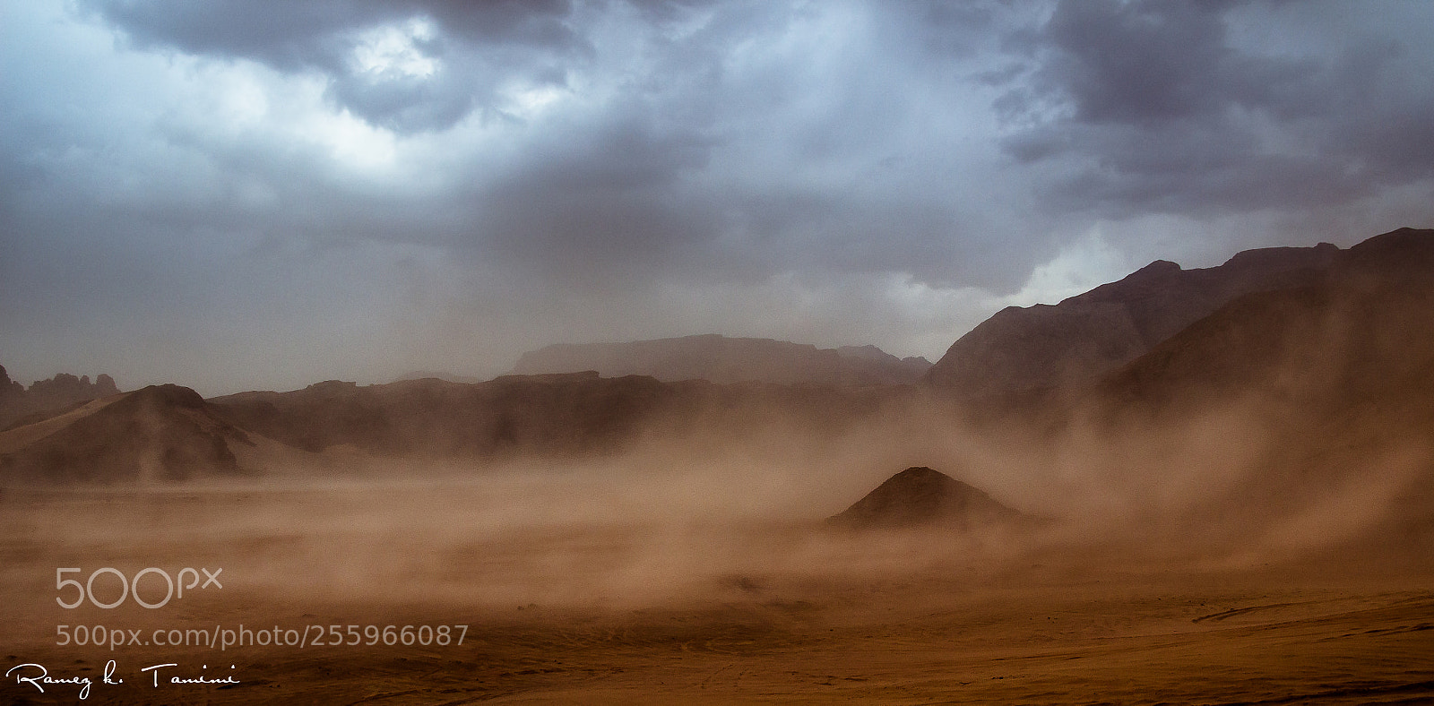 Canon EOS 600D (Rebel EOS T3i / EOS Kiss X5) sample photo. Desert storm photography