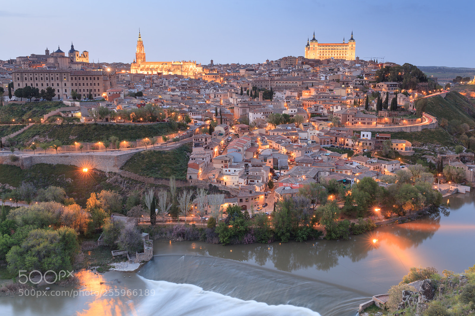 Canon EOS 5D Mark II sample photo. Lovely evening in toledo photography