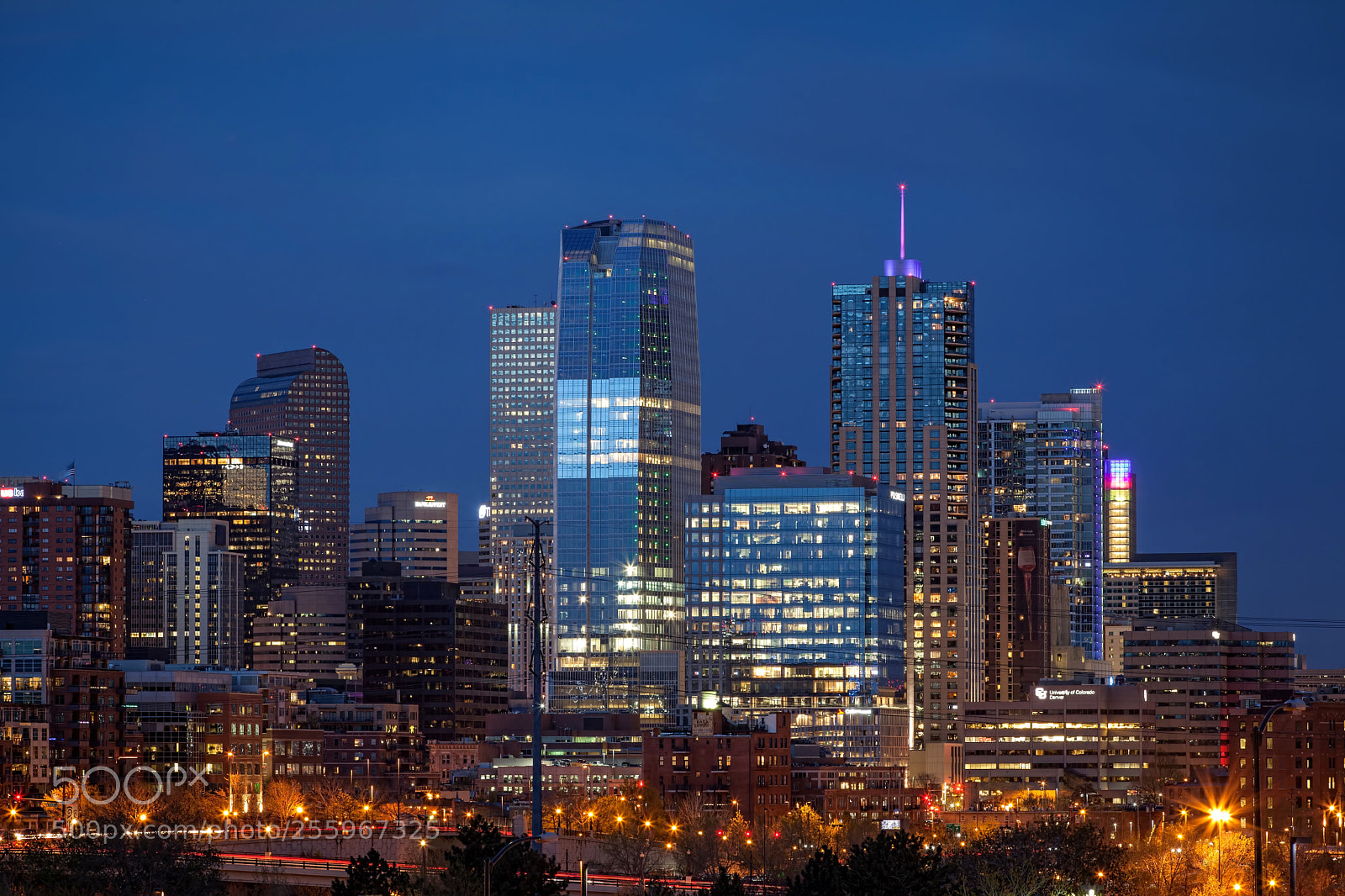 Canon EOS 5D Mark II sample photo. Denver at twilight photography