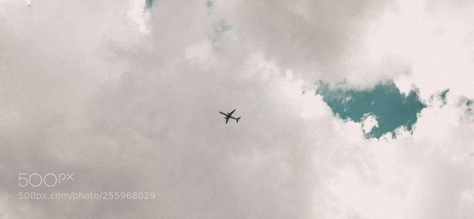 Fujifilm X100F sample photo. Departure photography