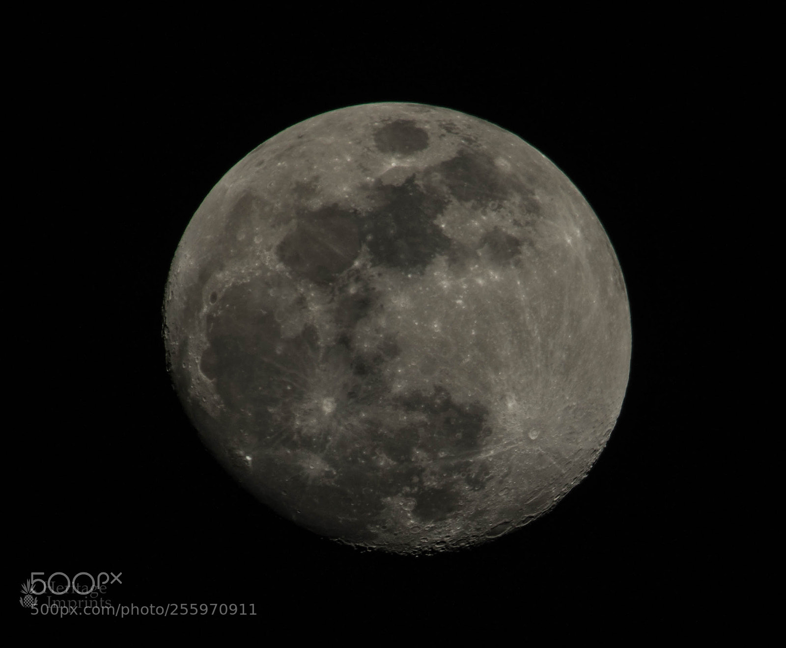 Canon EOS 5D Mark IV sample photo. Nearly full moon photography