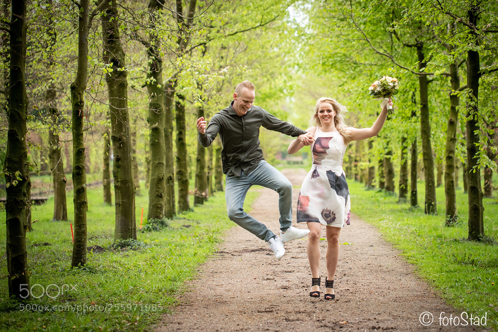 Canon EOS 6D Mark II sample photo. Happy together photography