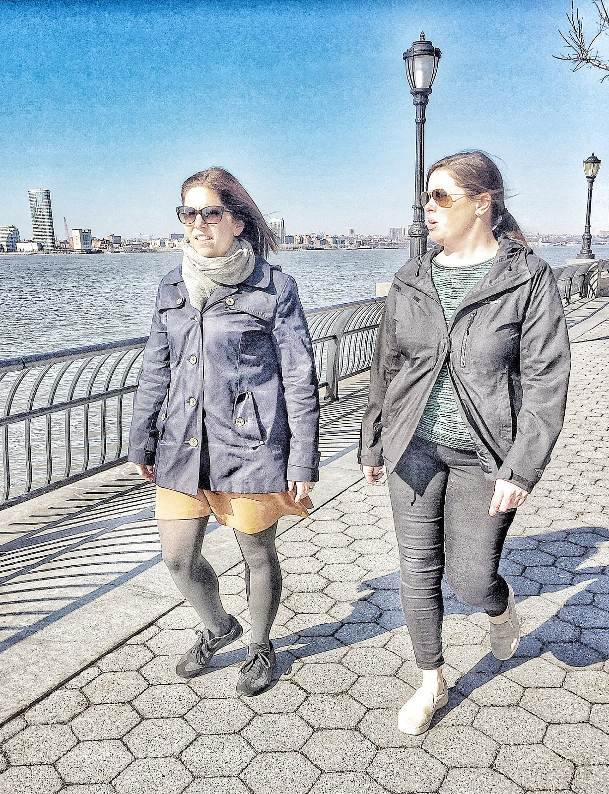 Apple iPhone 6 sample photo. Walking together. nyc photography
