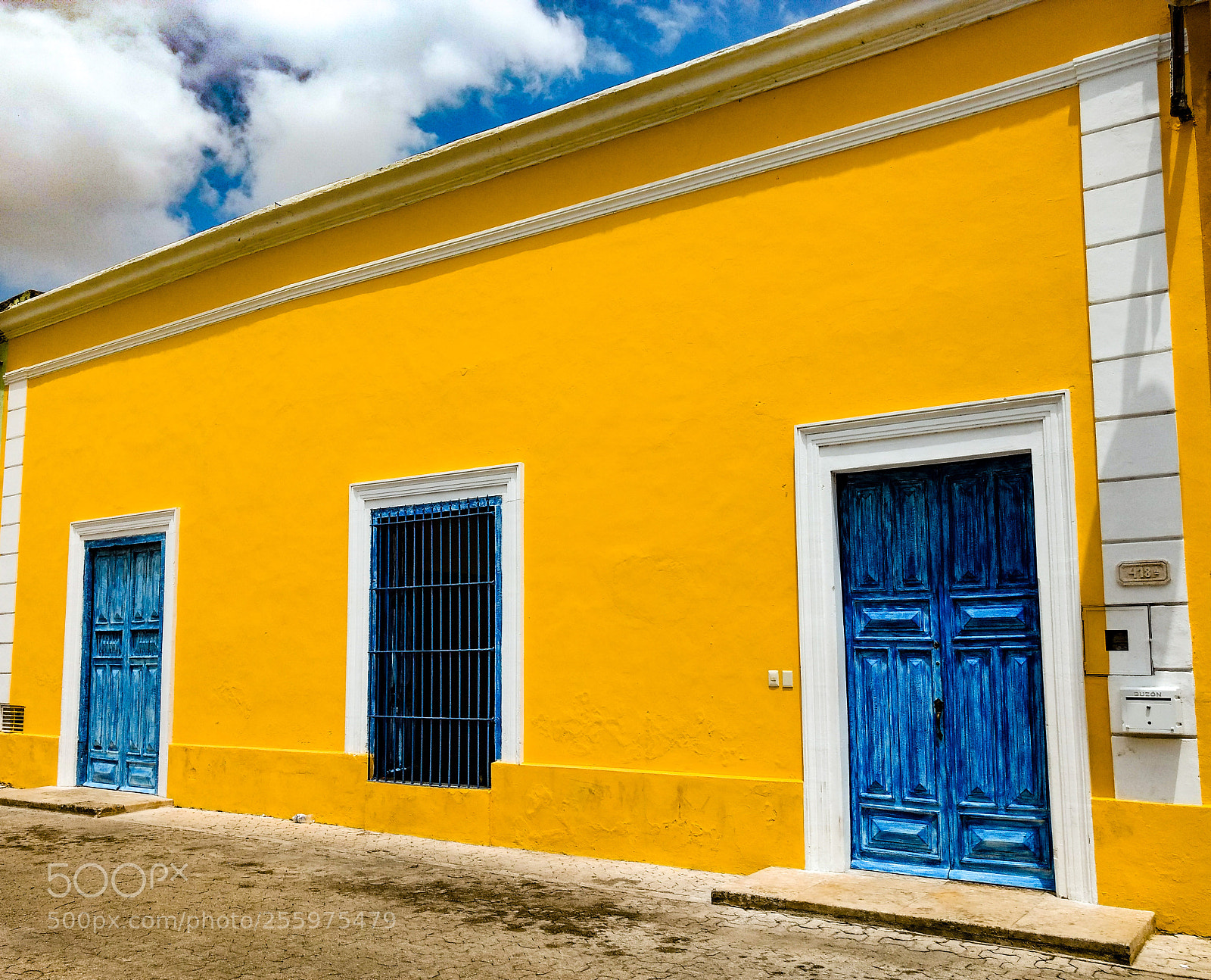 Motorola Moto G (4) sample photo. Yellow house photography