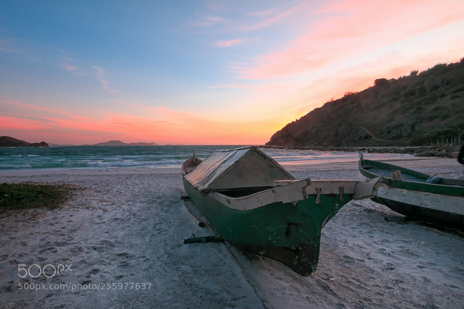 Canon EOS 70D sample photo. Sunrise in arraial do photography