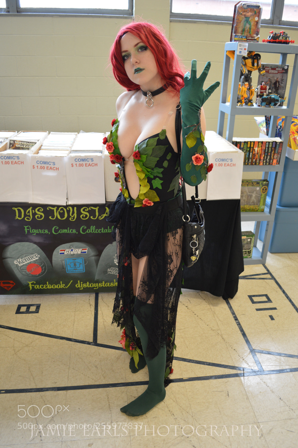 Nikon D3200 sample photo. Poison ivy photography