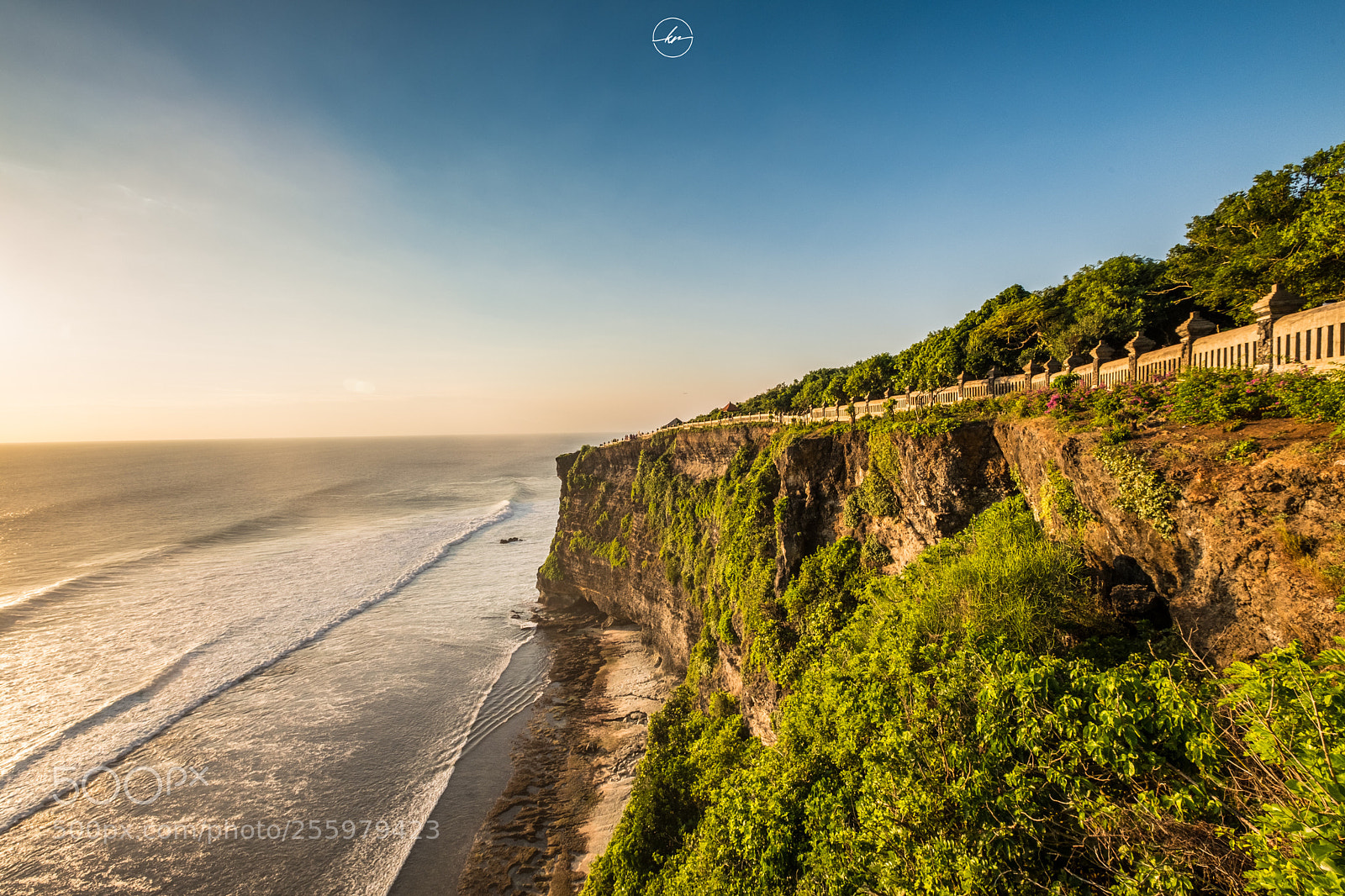 Fujifilm X-T2 sample photo. Sunset at uluwatu temple photography