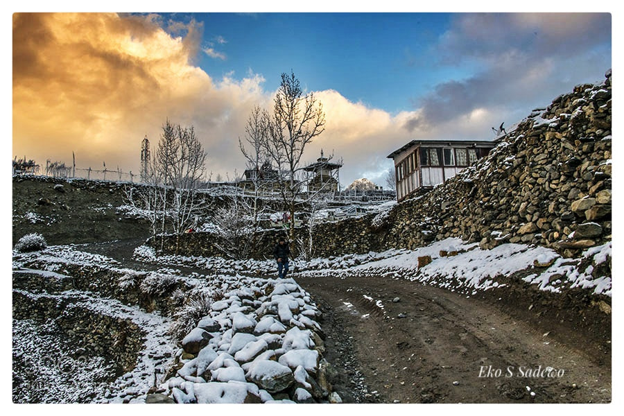 Nikon D850 sample photo. Manang in the morning photography