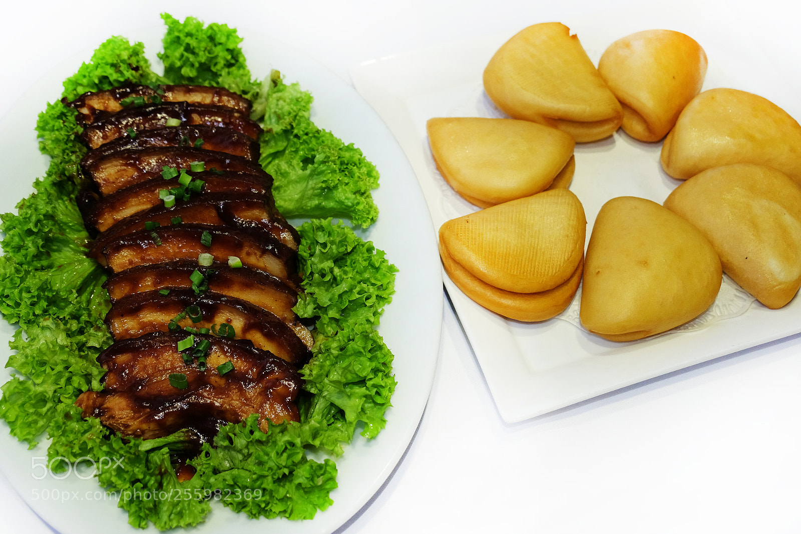 Fujifilm X-T1 sample photo. 扣肉包 braised pork with lettuce photography