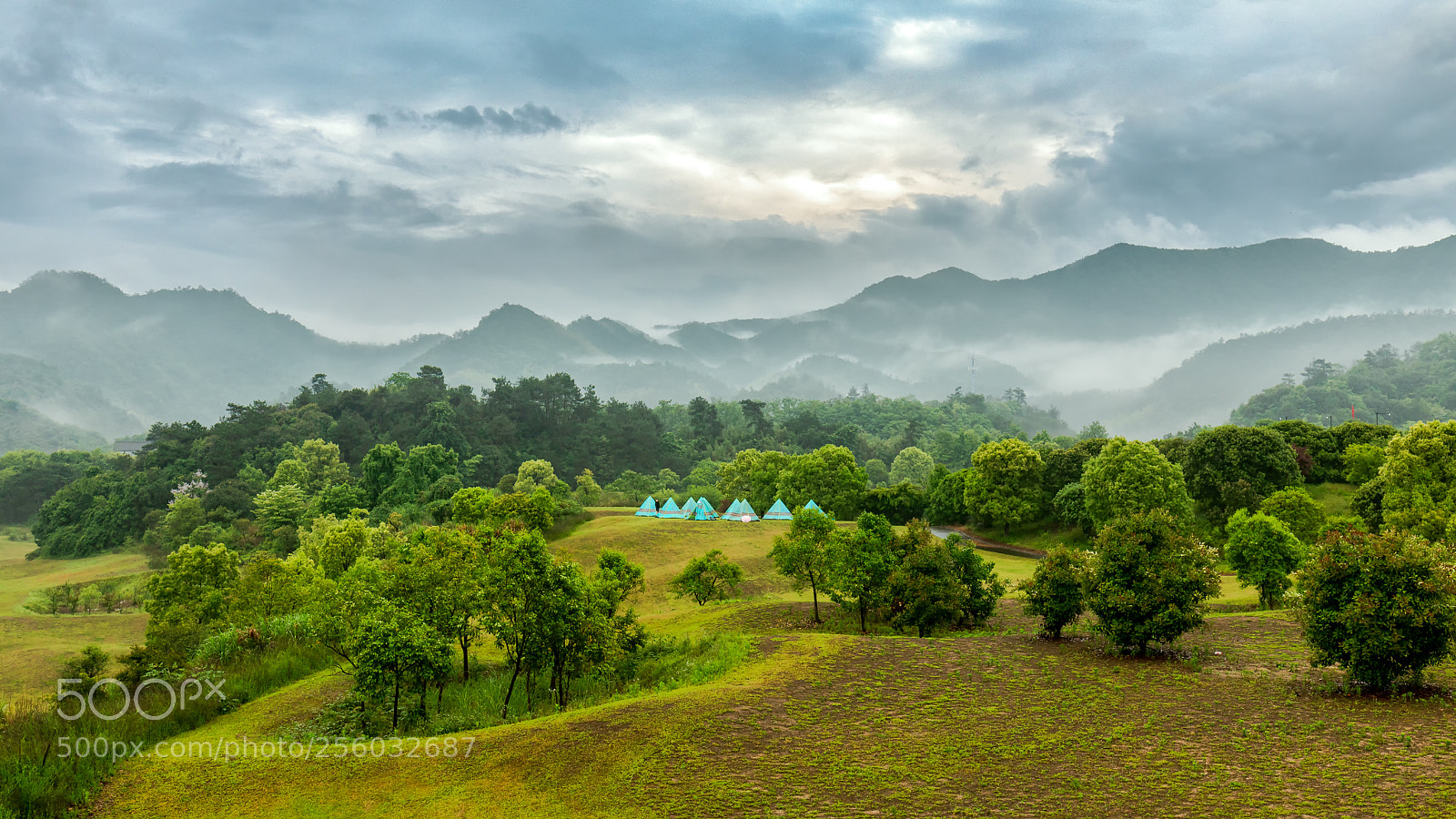 Canon EOS 5D Mark IV sample photo. Camping photography