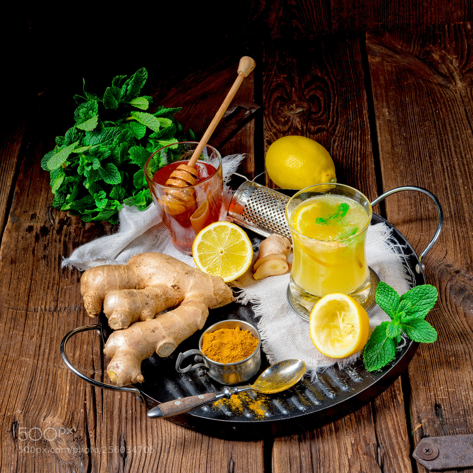 Nikon D810 sample photo. Ginger lemonade with honey photography