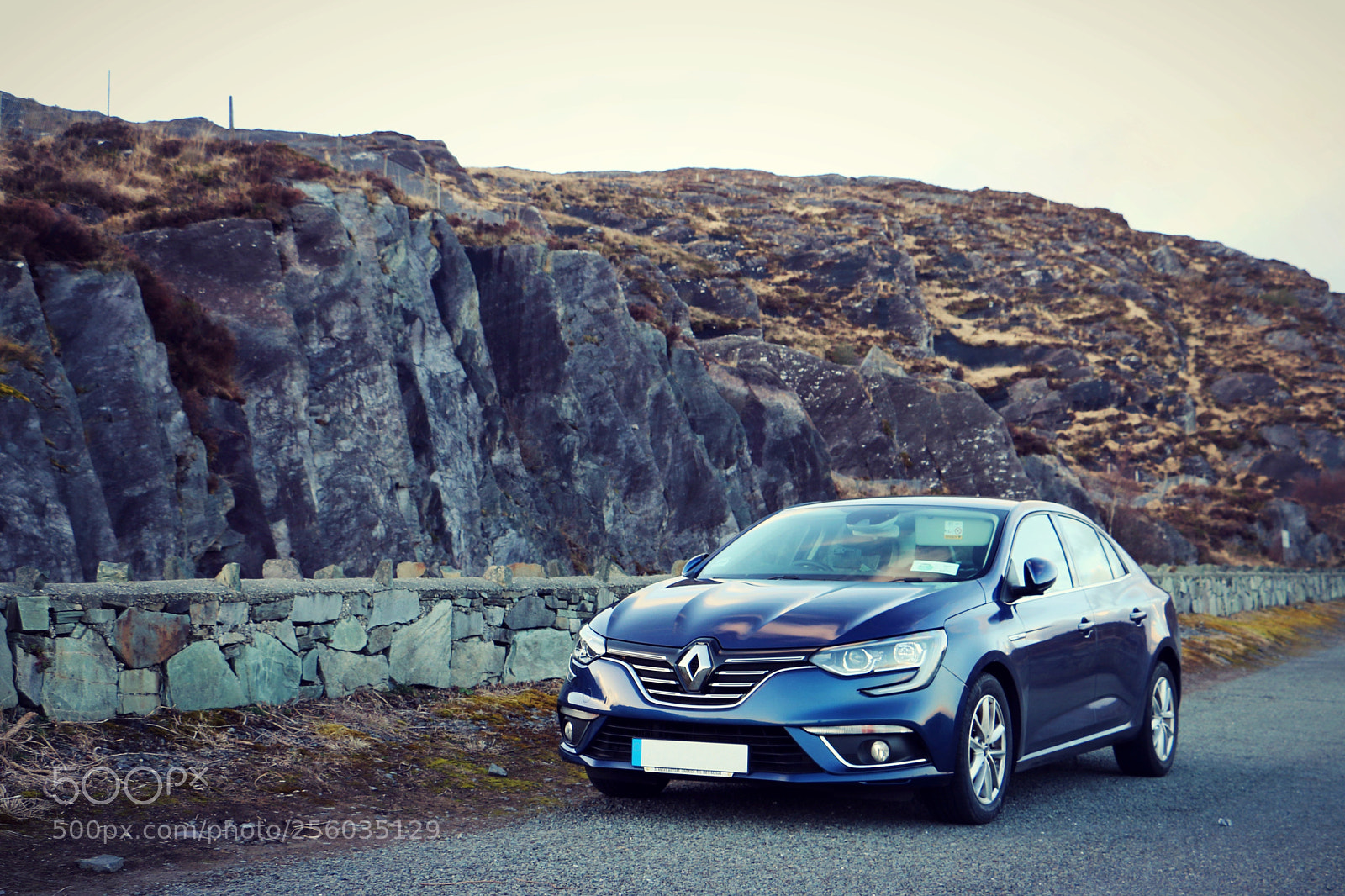 Canon EOS 70D sample photo. Car photography