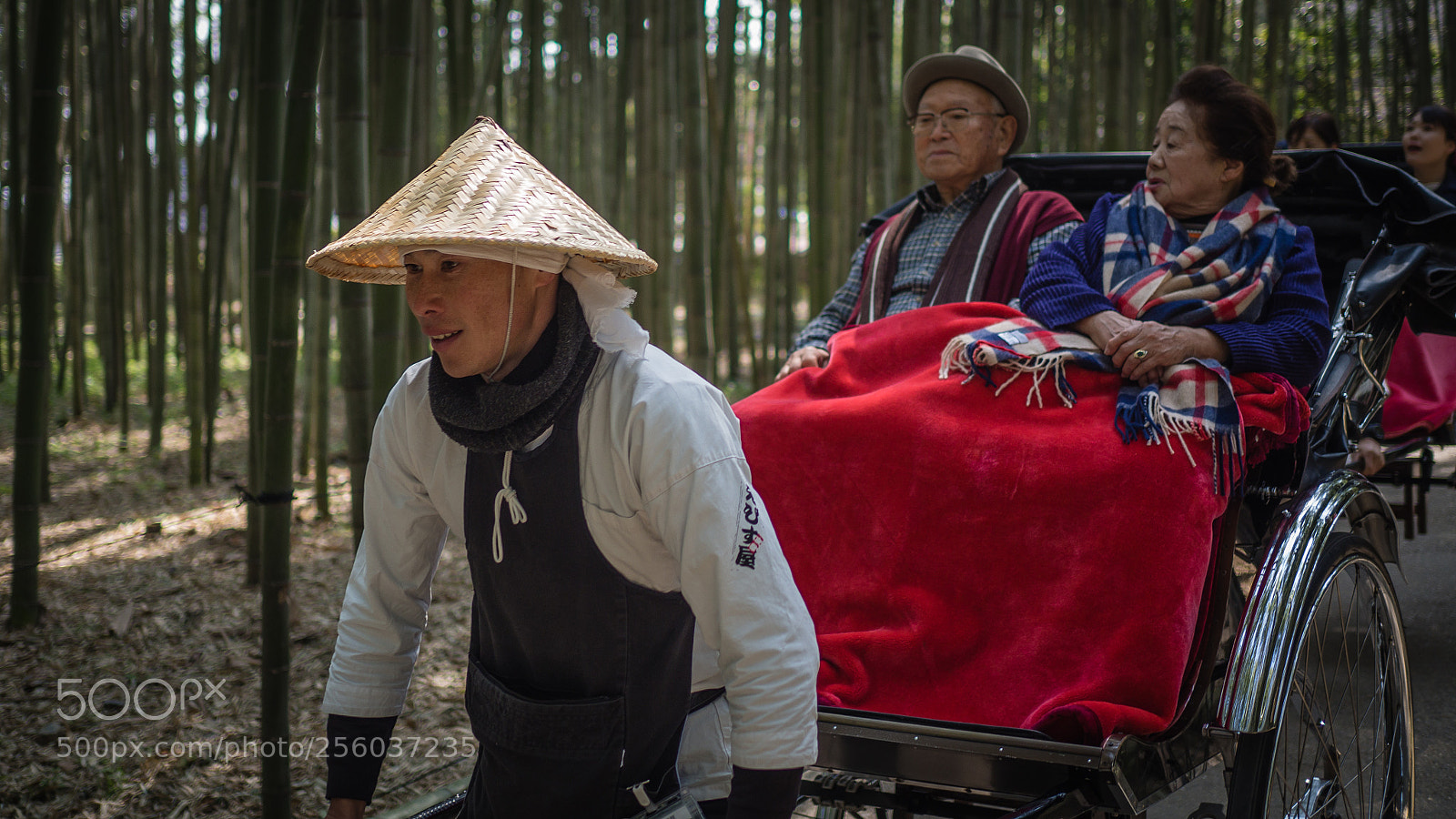 Olympus OM-D E-M10 sample photo. Rickshaw ride photography