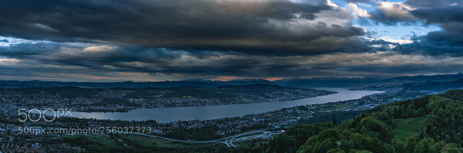 Canon EOS 80D sample photo. From top of zurich photography