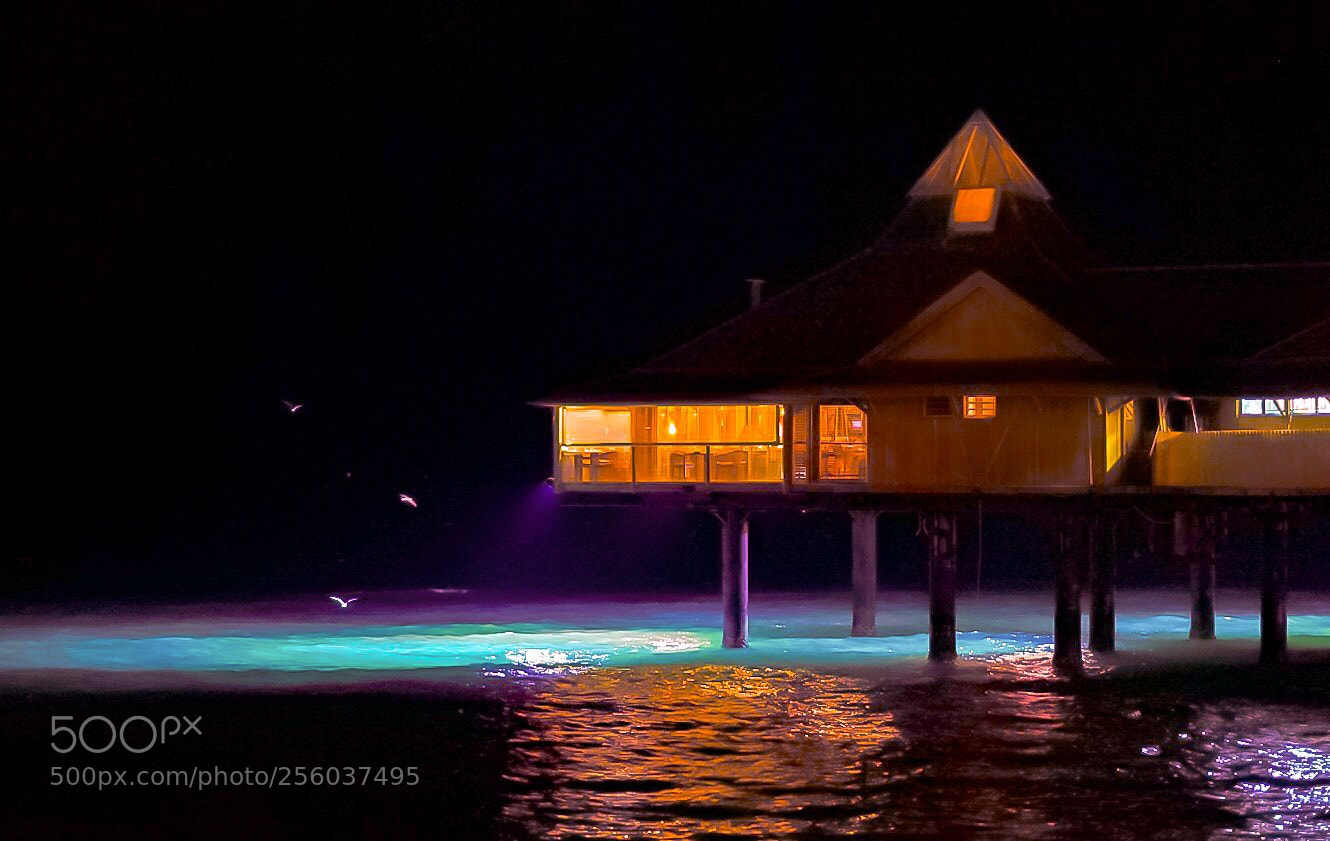 Sony a7S sample photo. Le roof; nouméa. photography
