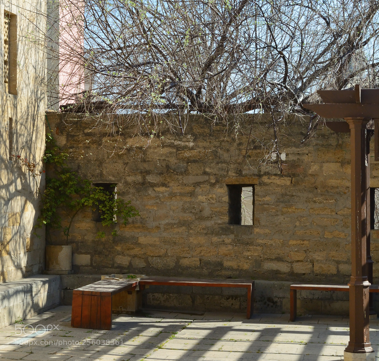 Nikon D5200 sample photo. Courtyard in baku photography
