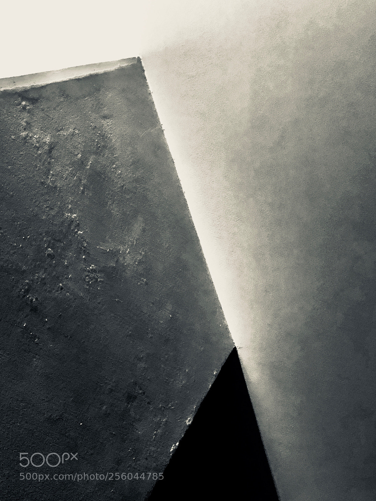 Apple iPhone 8 Plus sample photo. Forms photography