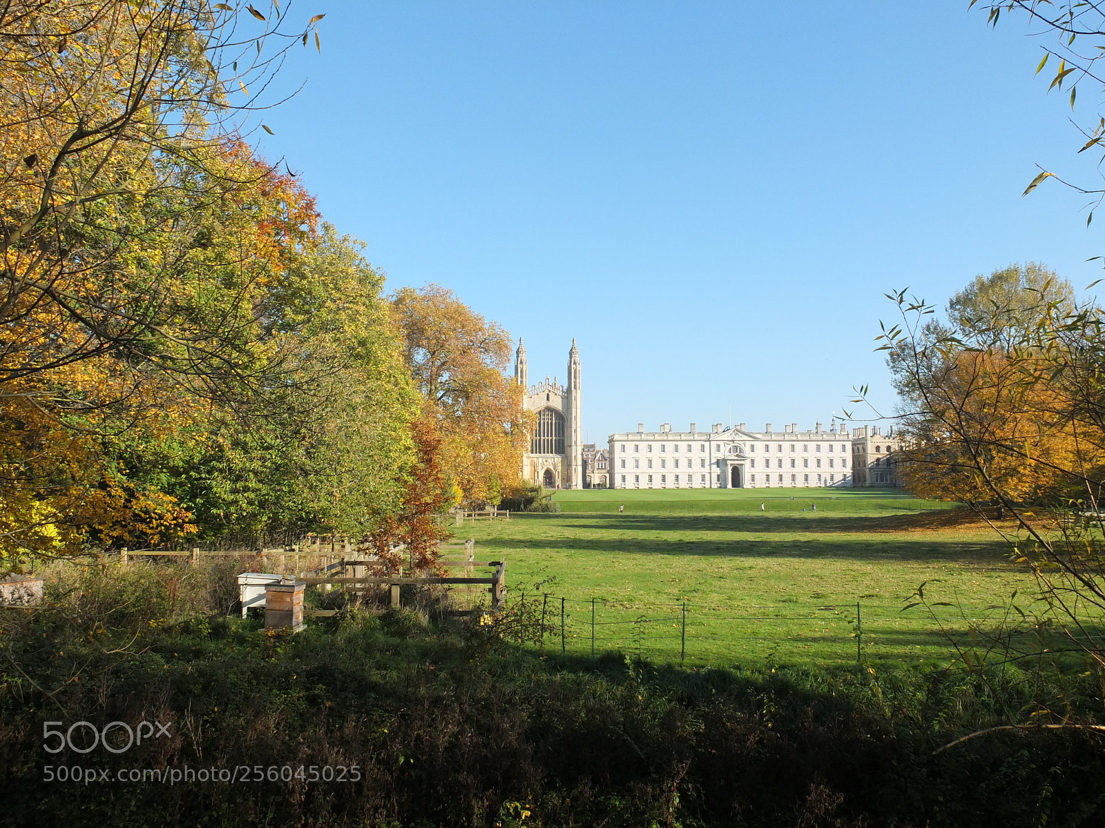 Fujifilm X10 sample photo. Cambridge, the backs colleges photography