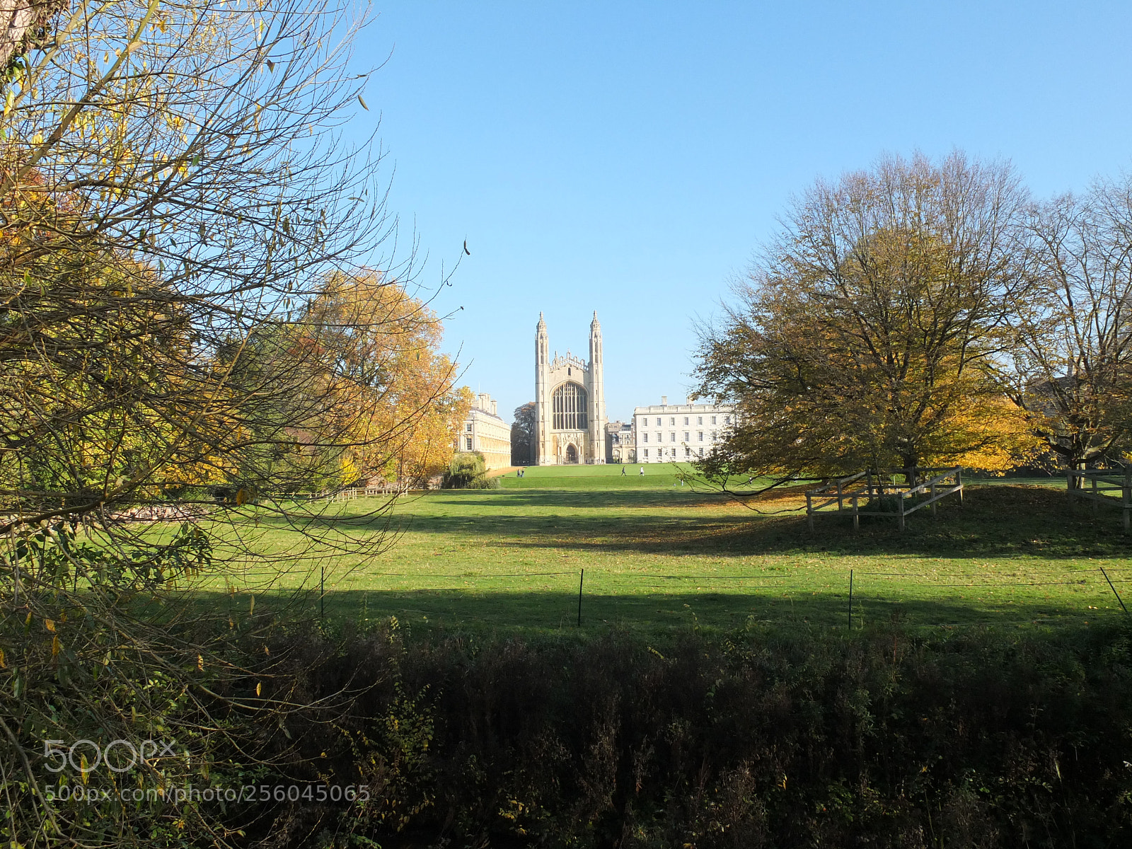 Fujifilm X10 sample photo. Cambridge, the backs colleges photography